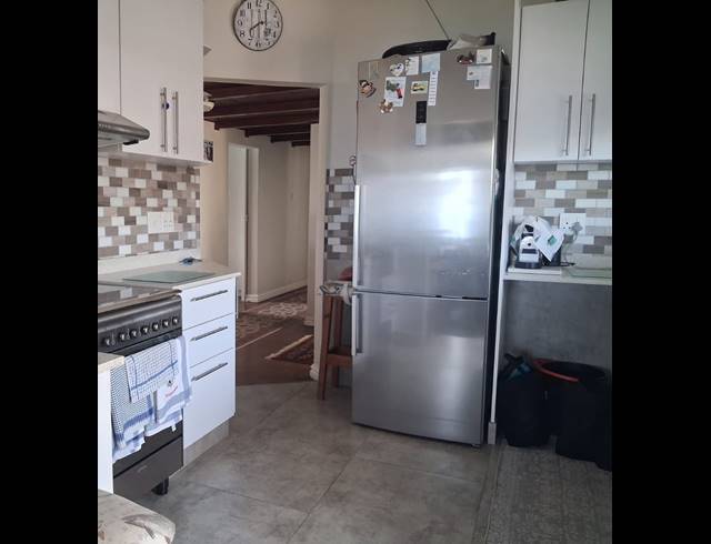 3 BEDROOM HOUSE FOR SALE IN BLUFF